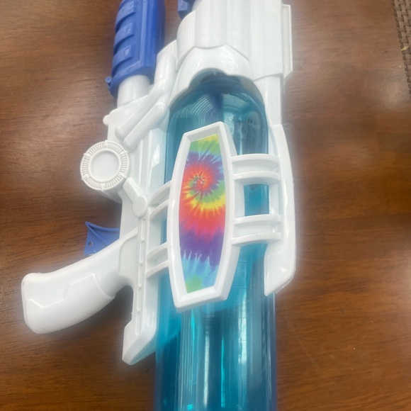 Water 💦 gun - Picture 4 of 5